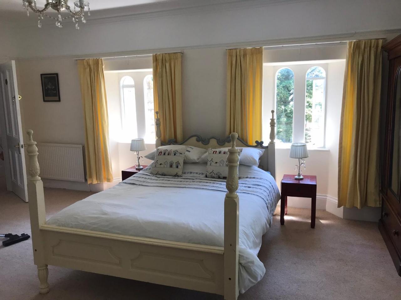 The Priory B&B Whitchurch  Exterior photo